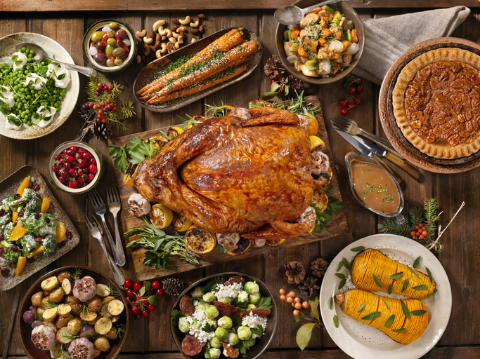 How to Navigate Food Anxiety this Holiday Season