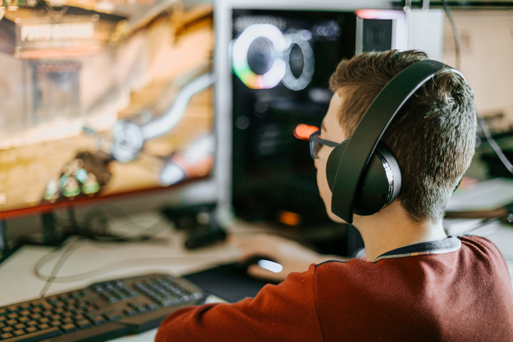 Gamers Risk Going Deaf Due to Blasting Sound Levels
