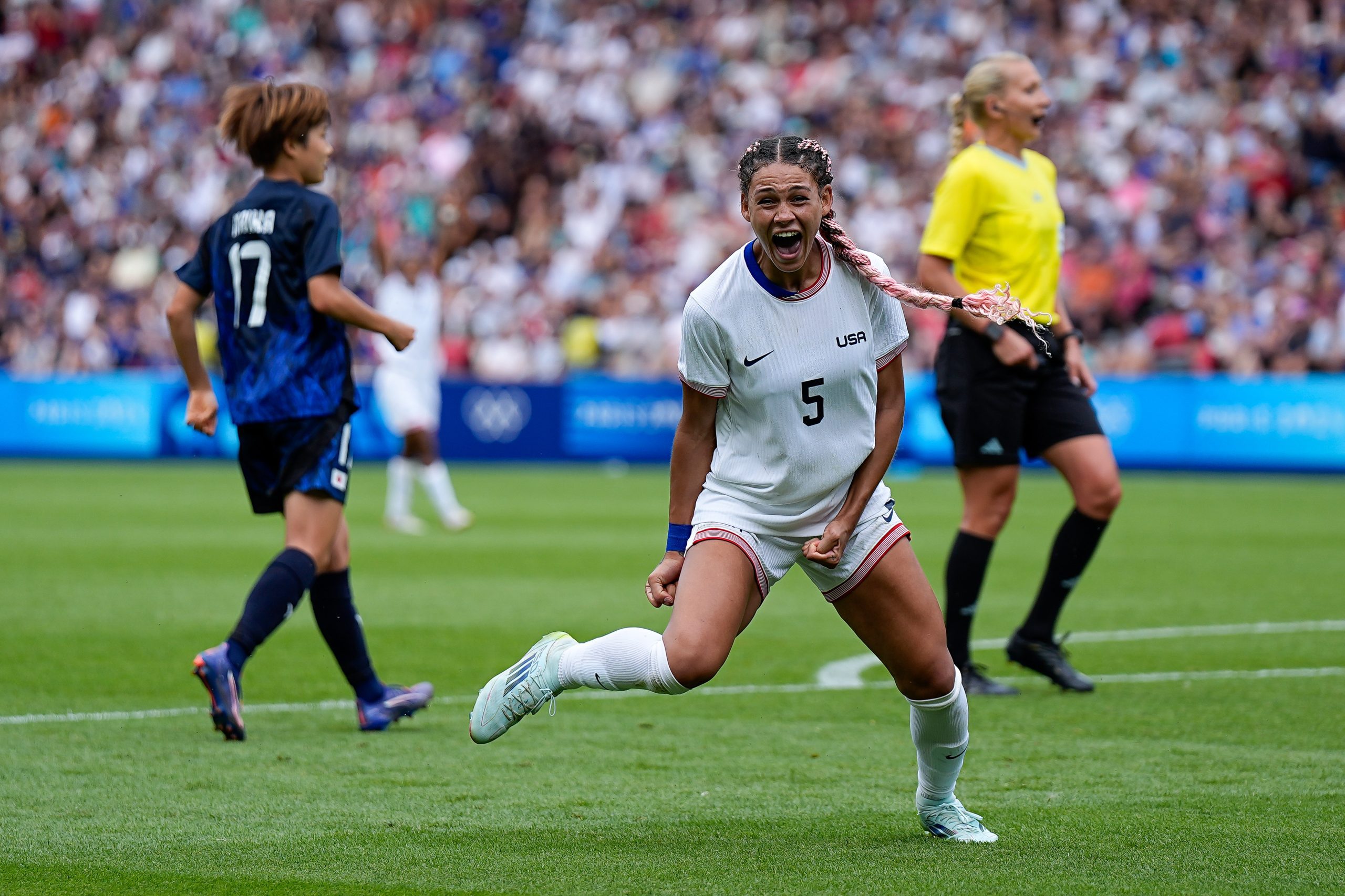 USWNT Make it to Semifinals, Men Fail Miserably