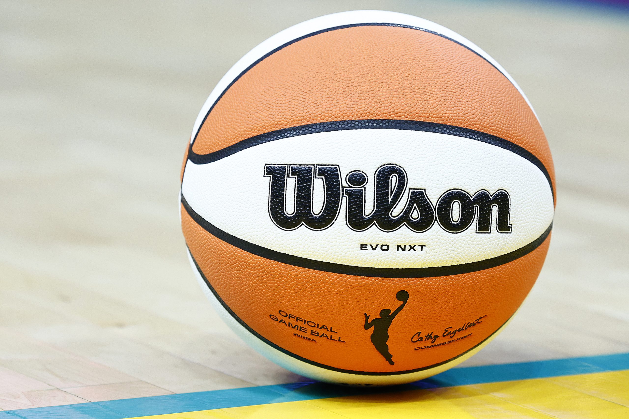 WNBA: Time for Tip Off!